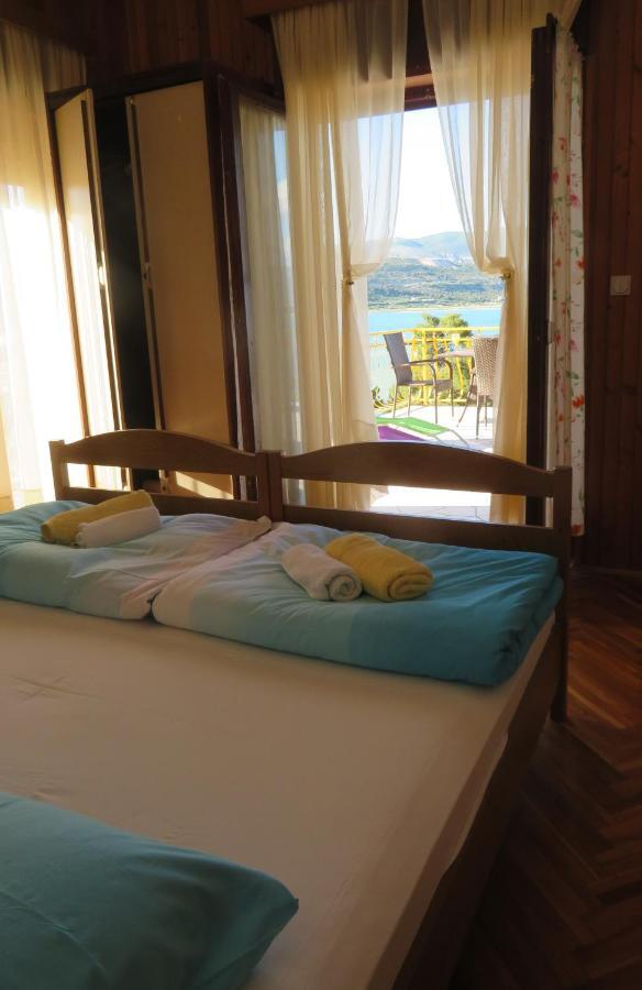 Apartment Nely - Sea, Terrace And Peace Trogir Exterior foto